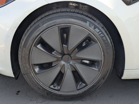 Used 2025 Tesla Model 3 Long Range AWD/4WD image 26