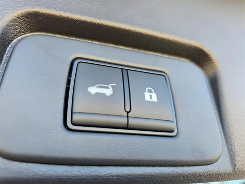 New 2026 Nissan Rogue SV AWD/4WD image 10