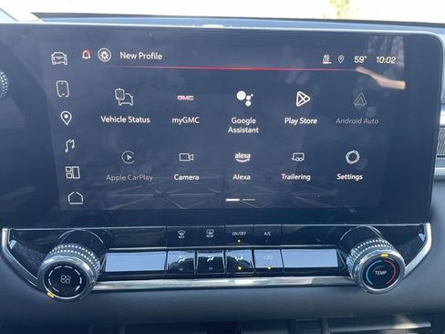 Used 2025 GMC Canyon Elevation w/ Technology Package image 25