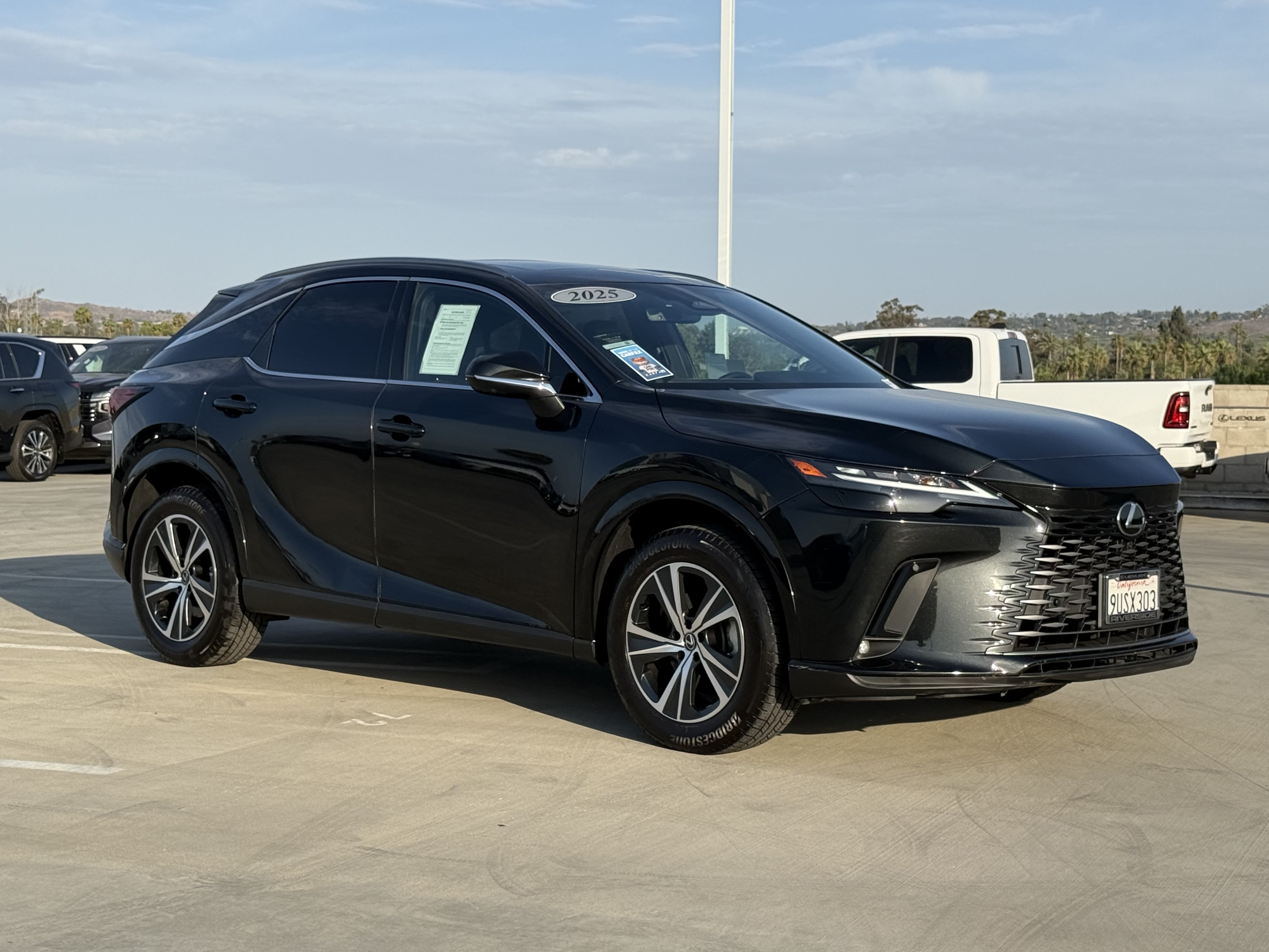 Certified 2025 Lexus RX 350 Premium FWD image 2