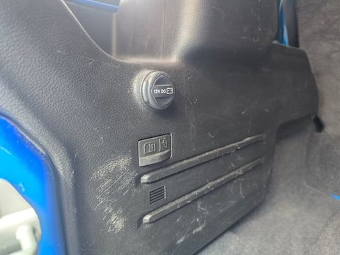 Used 2024 Jeep Wrangler Unlimited Sahara w/ Technology Group AWD/4WD image 40