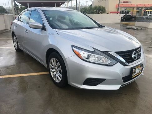 Used 2016 Nissan Altima 2.5 S w/ Power Driver Seat Package image 4
