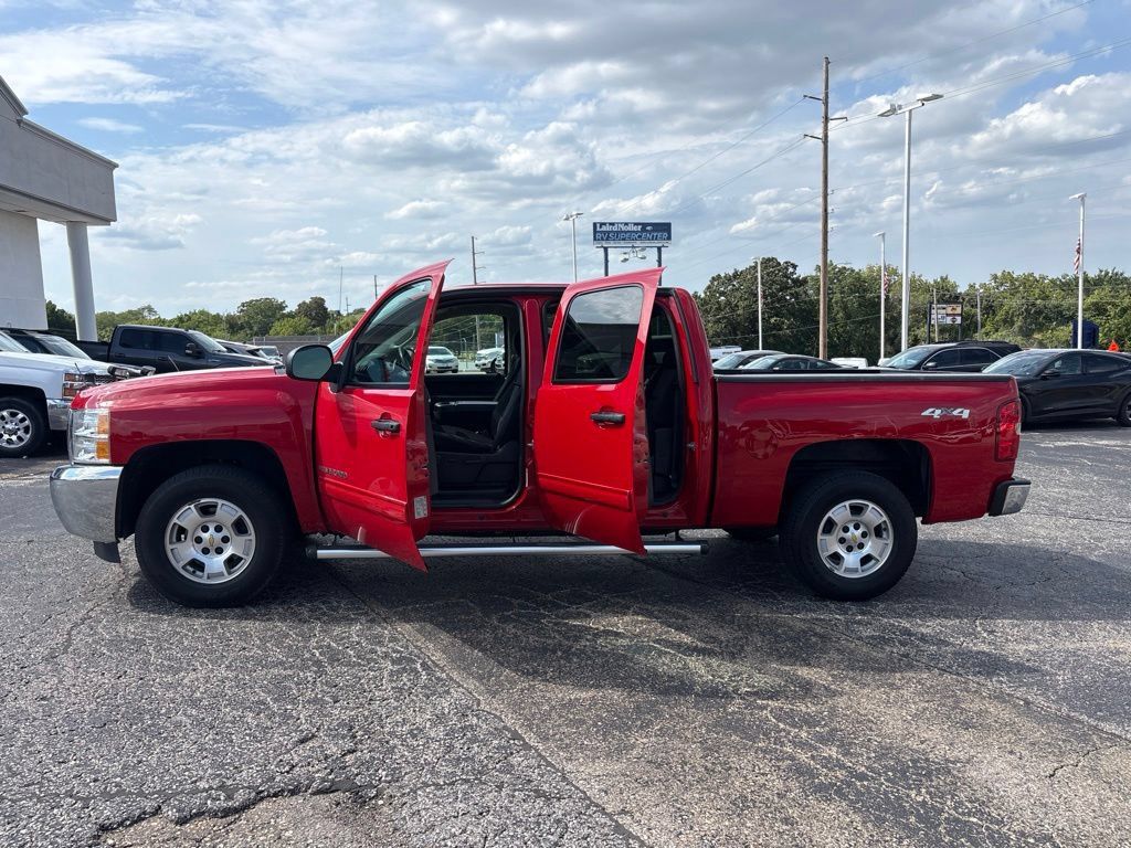 Used 2012 Chevrolet Silverado 1500 LT w/ All-Star Edition AWD/4WD image 4