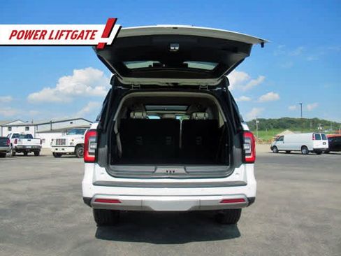 Used 2024 Ford Expedition Limited image 28
