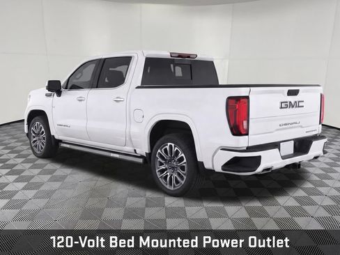 Used 2025 GMC Sierra 1500 Denali Ultimate AWD/4WD image 5