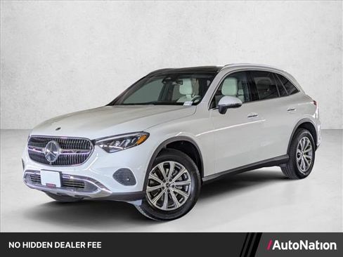 Certified 2026 Mercedes-Benz GLC 300 image 1