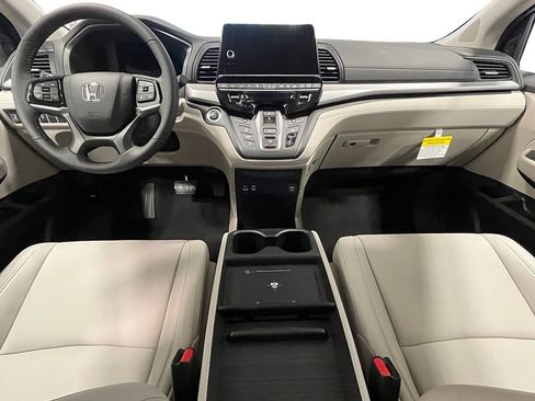 New 2026 Honda Odyssey EX-L image 13