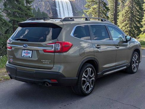 Used 2024 Subaru Ascent Limited w/ Technology Package AWD/4WD image 6