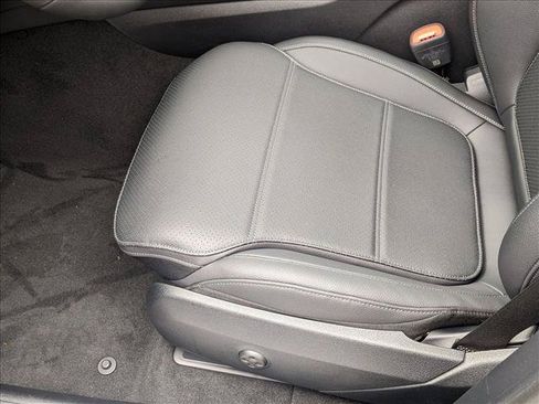 Certified 2026 Mercedes-Benz GLC 350e 4MATIC image 4