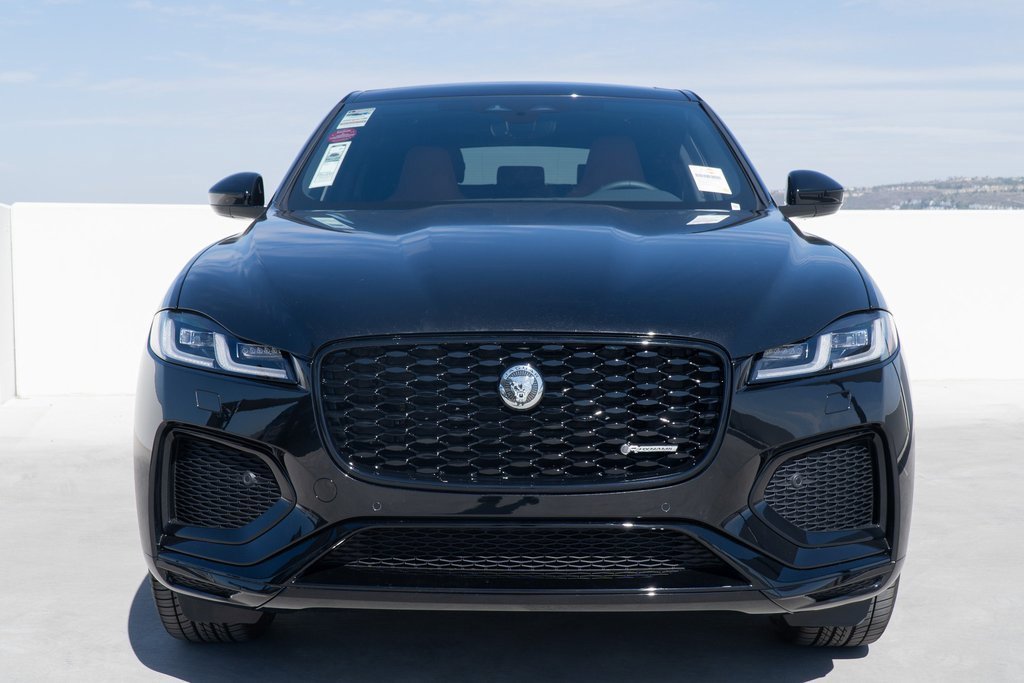 Used 2025 Jaguar F-PACE R-Dynamic S AWD/4WD image 8
