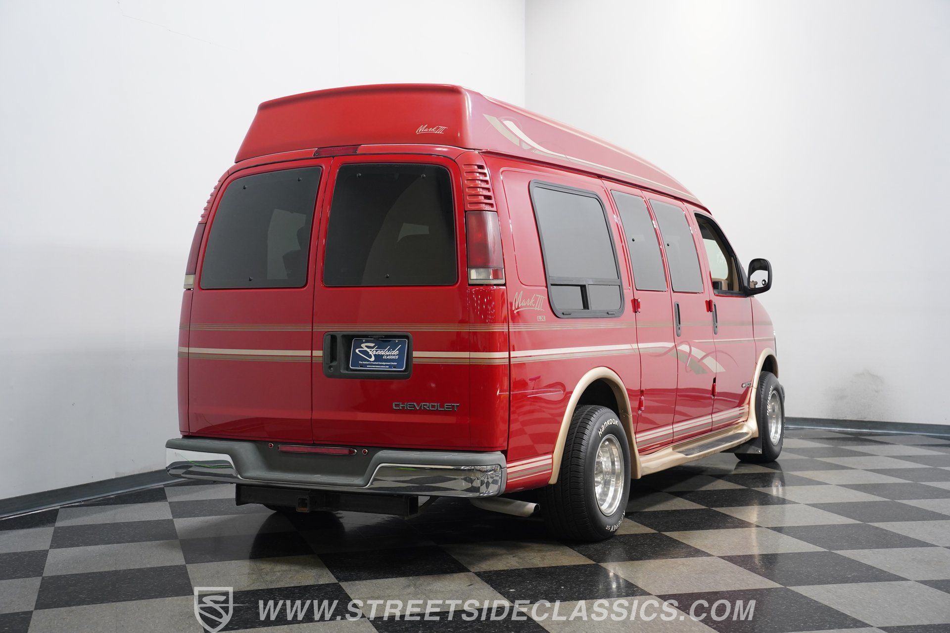 Used 1996 Chevrolet Express 1500 RWD image 12