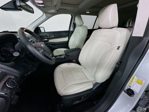 Used 2018 Ford Explorer Platinum AWD/4WD image 21