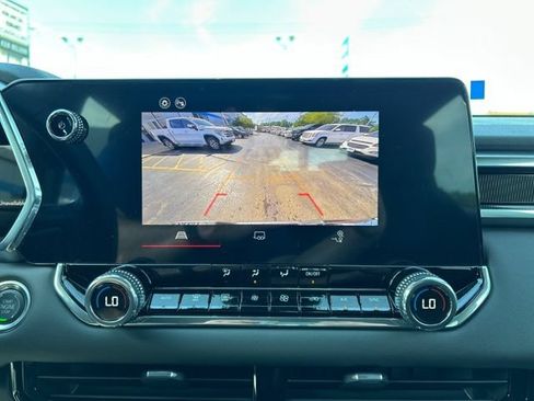 New 2026 GMC Canyon Elevation w/ Convenience Package RWD image 35