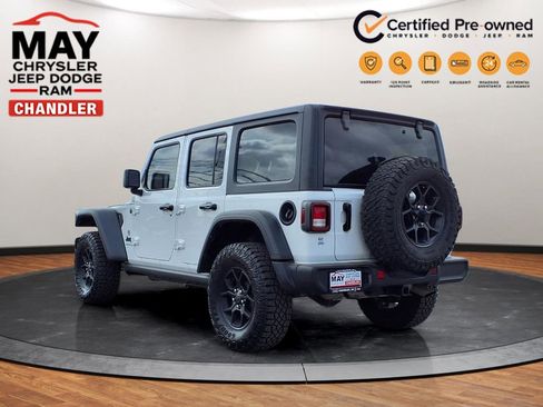 Used 2024 Jeep Wrangler Unlimited Sport AWD/4WD image 3