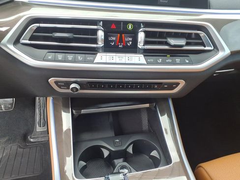 Used 2023 BMW X5 xDrive40i w/ M Sport Package AWD/4WD image 30
