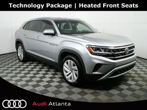 Used 2021 Volkswagen Atlas Cross Sport SE FWD image 1