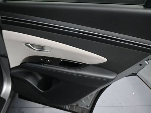 Used 2024 Hyundai Tucson Limited AWD/4WD image 15