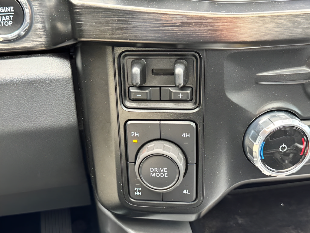 Used 2024 Ford F250 Lariat w/ Lariat Ultimate Package AWD/4WD image 21
