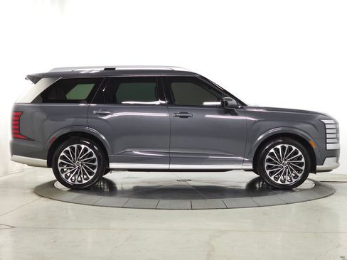 Used 2026 Hyundai Palisade Calligraphy AWD/4WD image 14