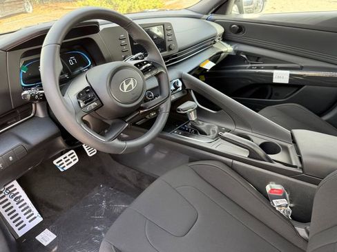 New 2026 Hyundai Elantra Sport image 21