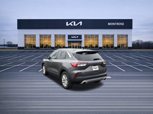 Used 2022 Ford Escape SE w/ Convenience Package AWD/4WD image 8