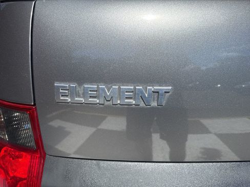 Used 2005 Honda Element EX image 39