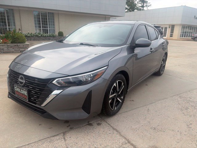 Used 2024 Nissan Sentra SV FWD image 2