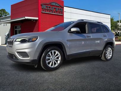Used 2021 Jeep Cherokee Latitude w/ Mopar Interior Package