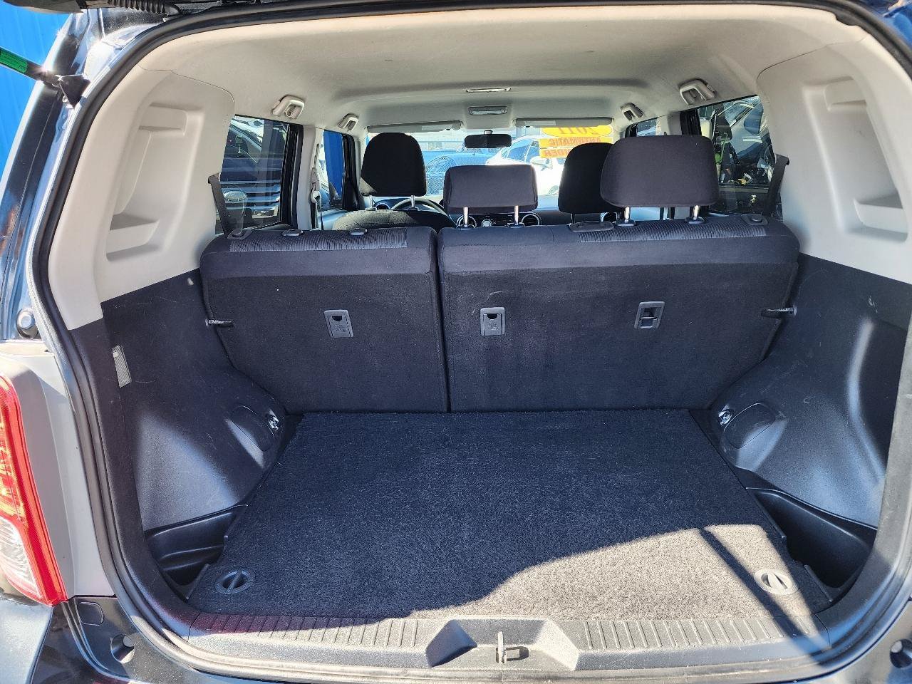 Used 2011 Scion xB FWD image 20