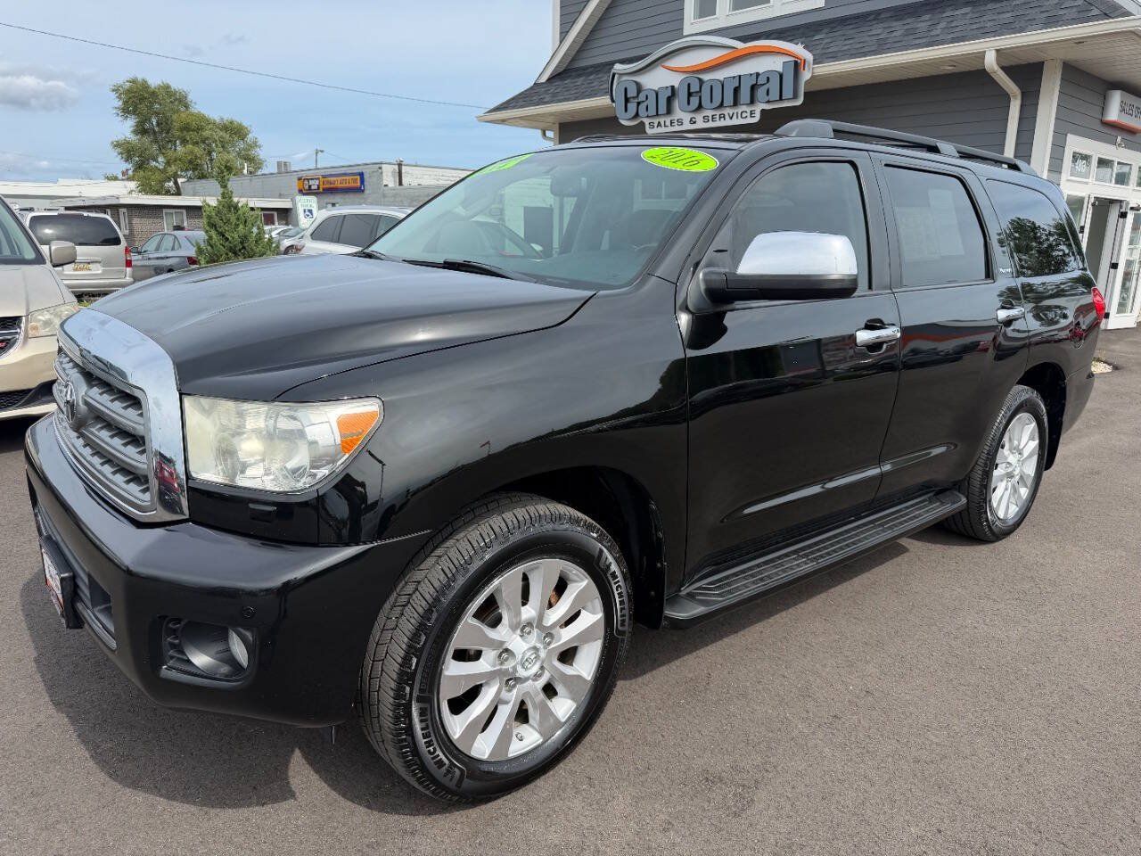 Used 2016 Toyota Sequoia Platinum AWD/4WD image 1