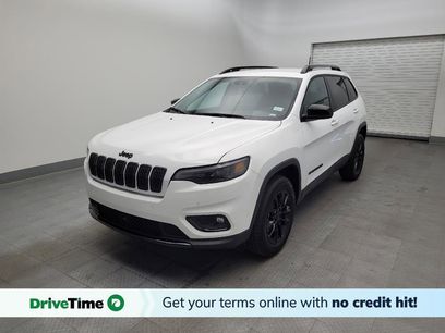Used 2023 Jeep Cherokee Altitude Lux