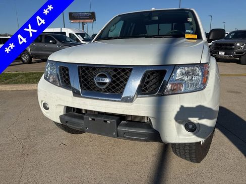Used 2016 Nissan Frontier SV w/ SV Value Truck Package image 2