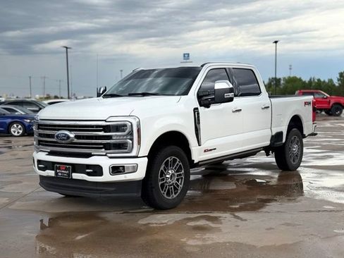 Used 2024 Ford F250 Limited w/ FX4 Off-Road Package AWD/4WD image 3