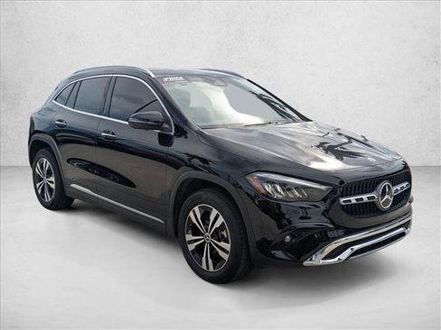 Used 2025 Mercedes-Benz GLA 250 image 3