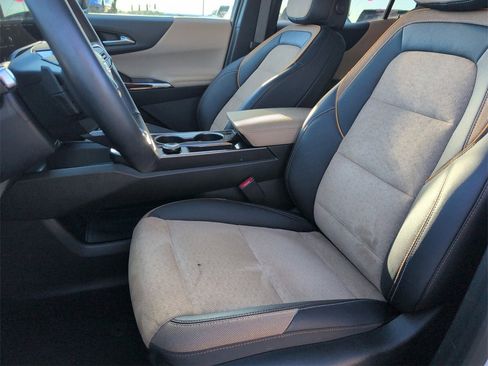 Certified 2025 Chevrolet Equinox ACTIV w/ Safety and Technology Package image 9