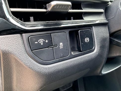 Used 2026 Kia Sportage LX FWD image 32