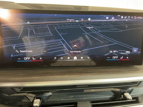 New 2026 BMW X5 xDrive40i w/ M Sport Package image 11