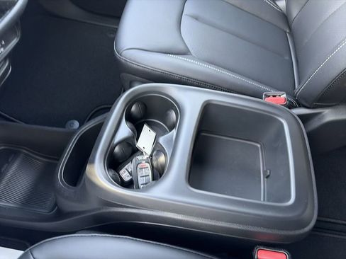 New 2026 Chrysler Pacifica Select w/ S Appearance Package image 20