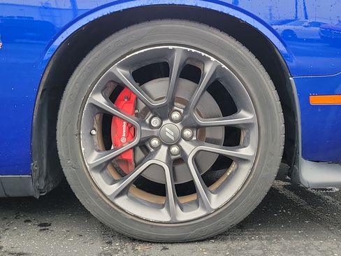 Used 2021 Dodge Challenger R/T Scat Pack image 5