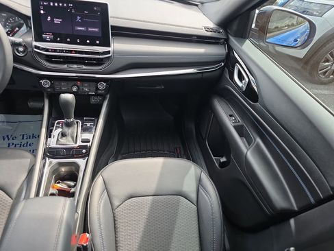 Used 2026 Jeep Compass Latitude AWD/4WD image 17