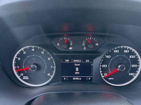 Used 2018 GMC Acadia SLE AWD/4WD image 13