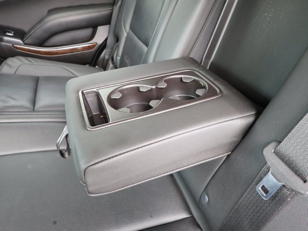 Certified 2019 Chevrolet Tahoe LT w/ Luxury Package AWD/4WD image 28