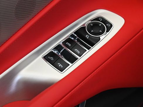 Used 2024 Chevrolet Corvette Stingray Preferred Conv w/ Z51 Performance Package RWD image 13