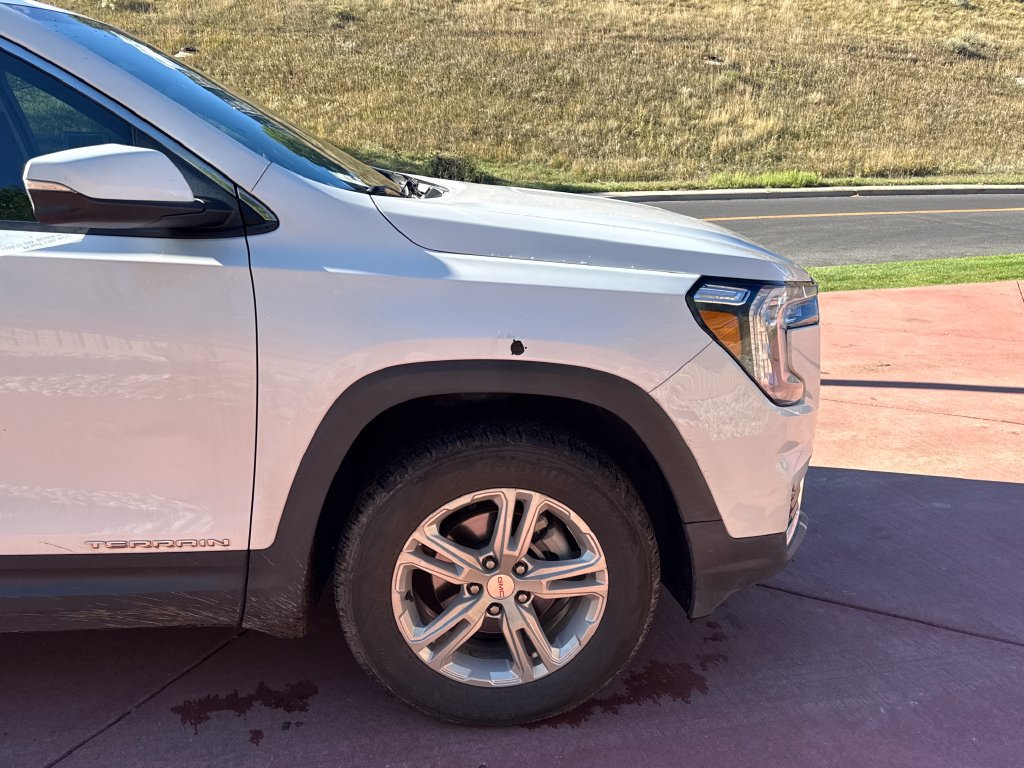Used 2022 GMC Terrain SLE w/ Driver Convenience Package AWD/4WD image 33