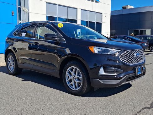 Used 2024 Ford Edge SEL AWD/4WD image 3
