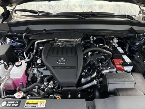 Used 2026 Toyota Grand Highlander AWD image 25