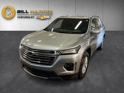 Used 2023 Chevrolet Traverse LT