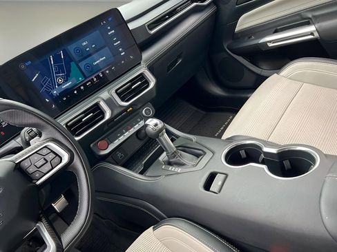 Used 2024 Ford Mustang GT Premium image 13