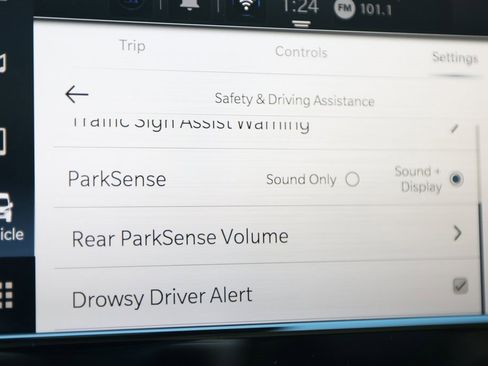 Used 2025 RAM ProMaster 1500 w/ Quick Order Package 22G SLT image 37