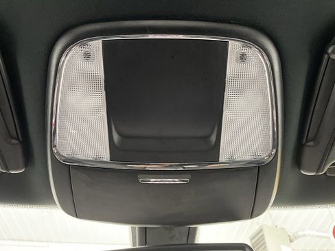 Used 2023 Dodge Charger SXT w/ Blacktop Package image 35